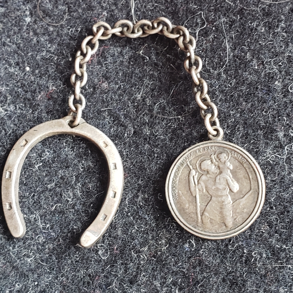 Vintage sterling Lucky horse shoe